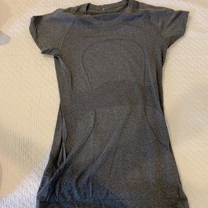 Lululemom Swiftly Tech Short Sleeve Shirt